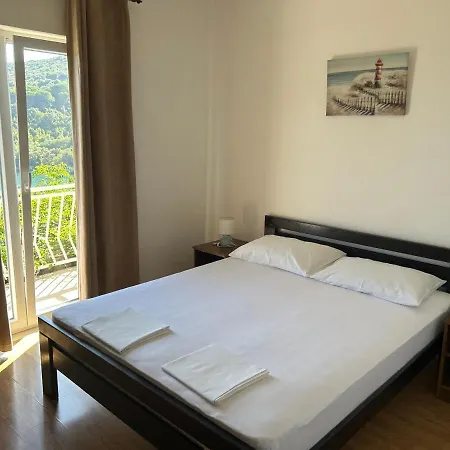 Antunovic Appartement *