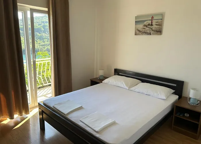 Antunovic Appartement *