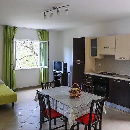 Antunovic Apartment